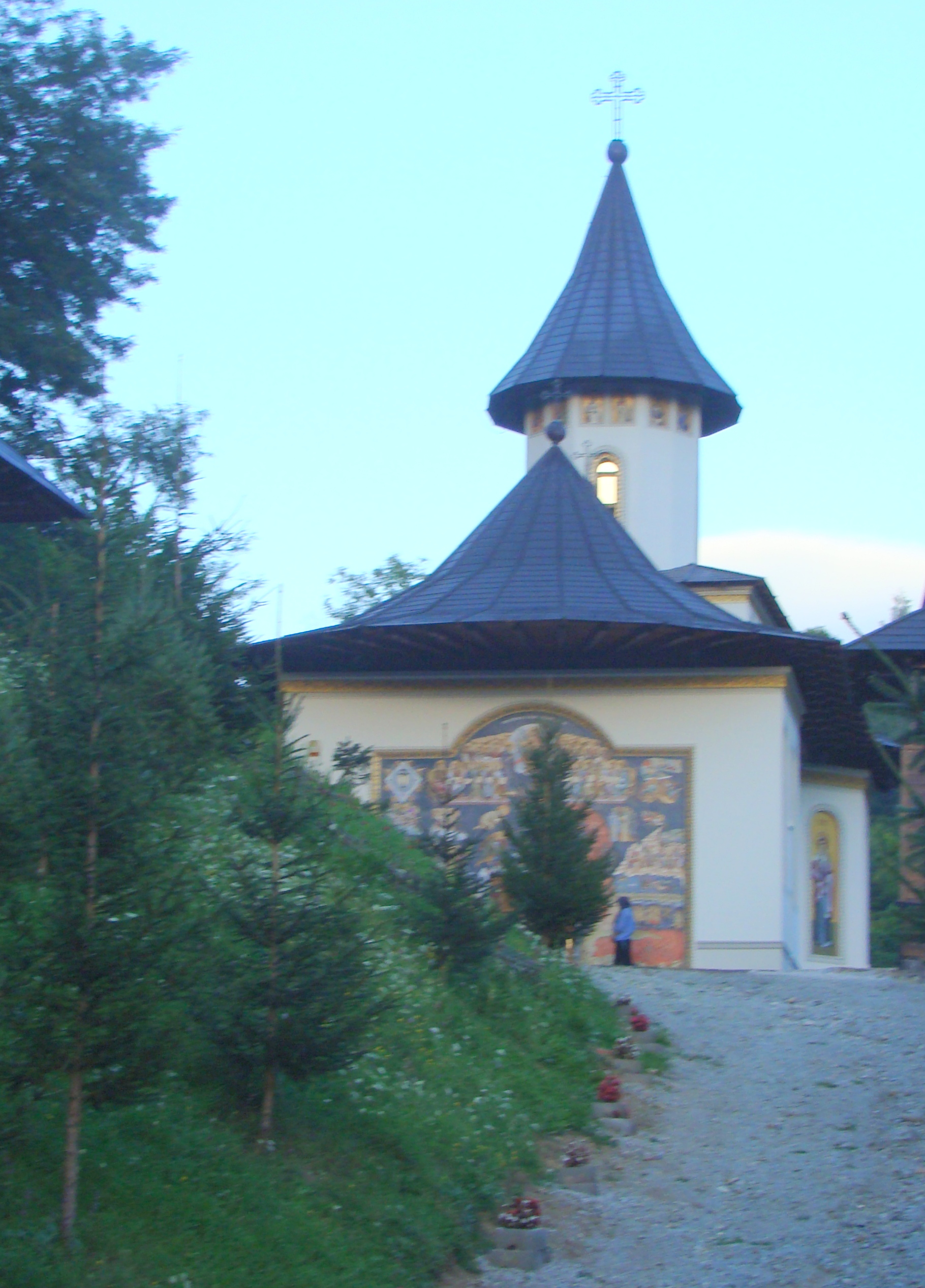 Biserica de lemn Buna Vestire din Mănăstirea Cormaia