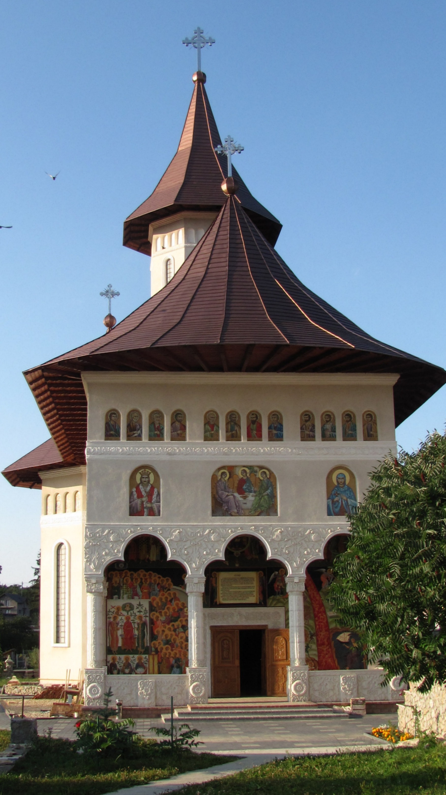 Biserica mare a Mănăstirii Sfânta Troiță din Feleacu