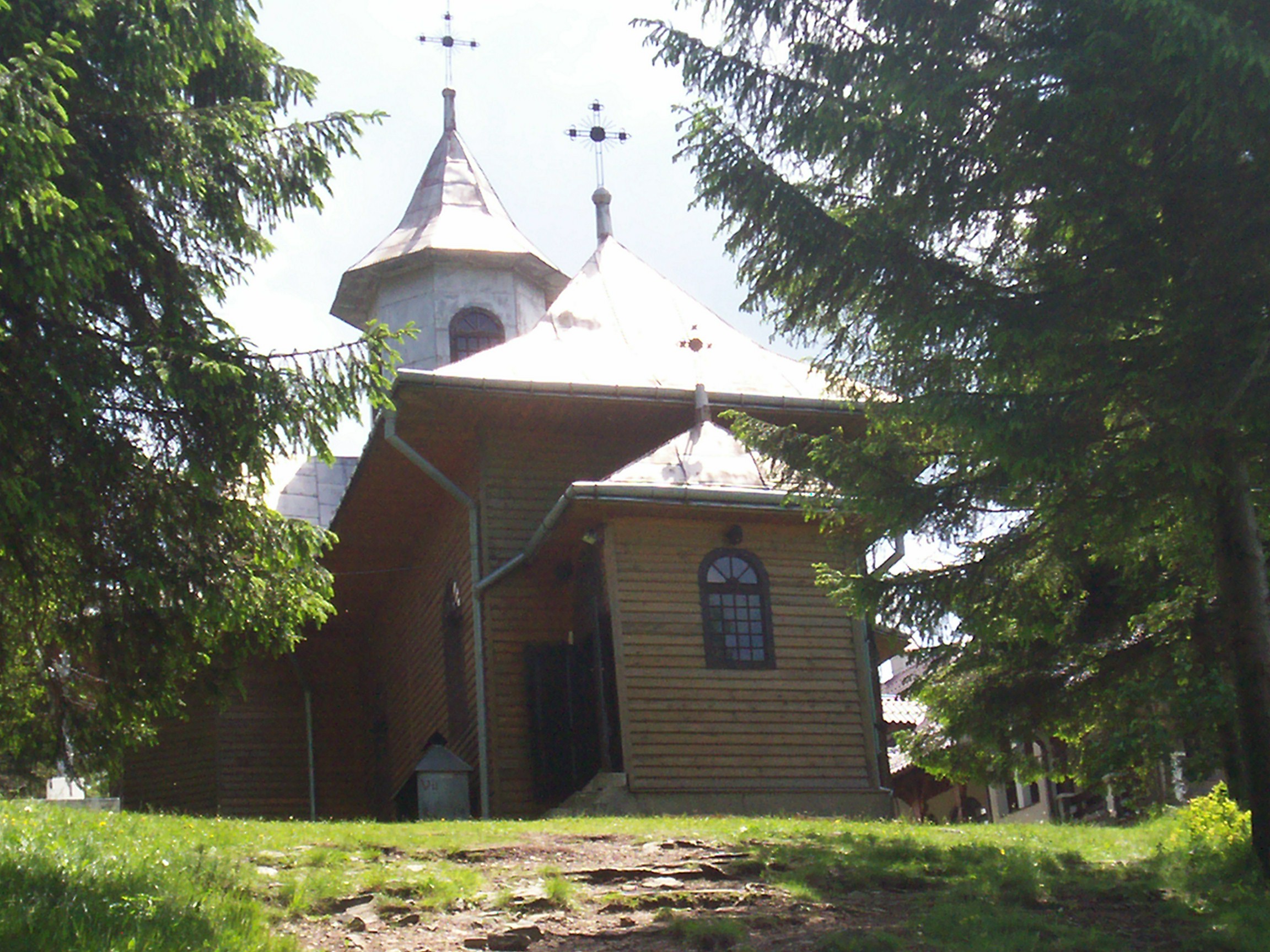 Biserica Mănăstirii Nașterea Maicii Domnului din Piatra Fântânele
