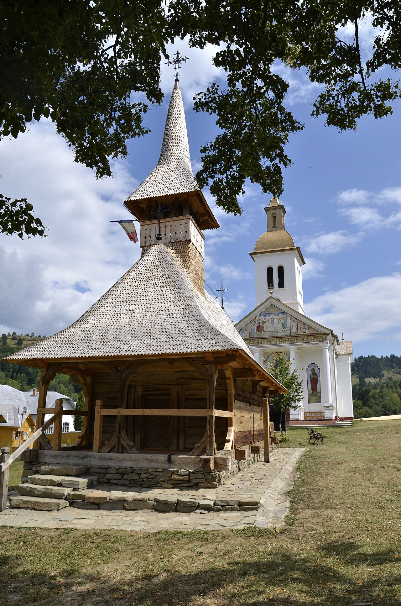 Biserica de lemn a Mănăstirii Moisei din Maramureș