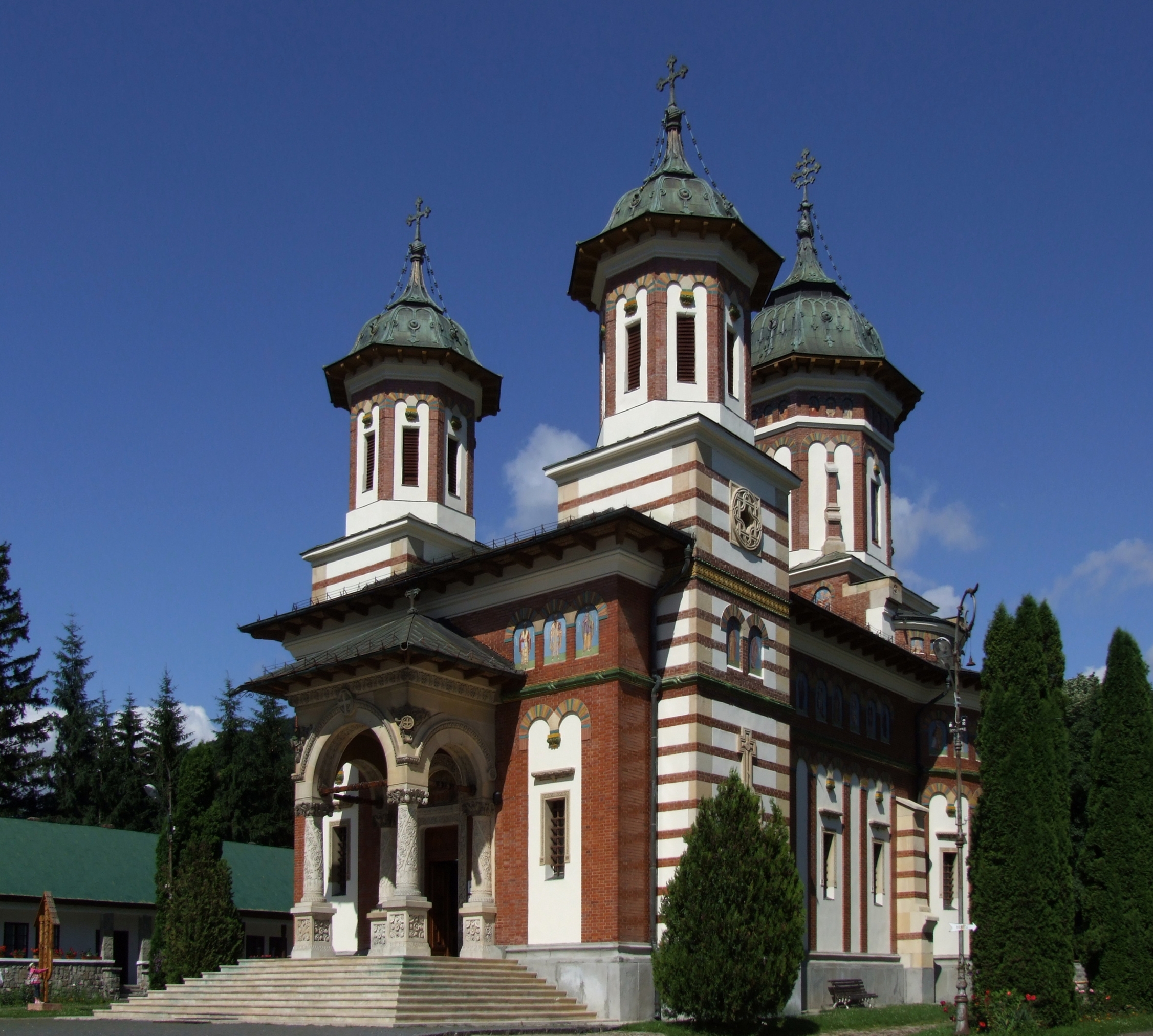 Biserica mare a Mănăstirii Sinaia
